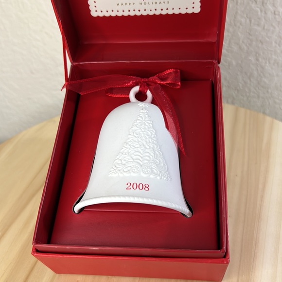 2008 Hallmark Keepsake Porcelain Bell Christmas Christmas Tree Ornament - Picture 3 of 6
